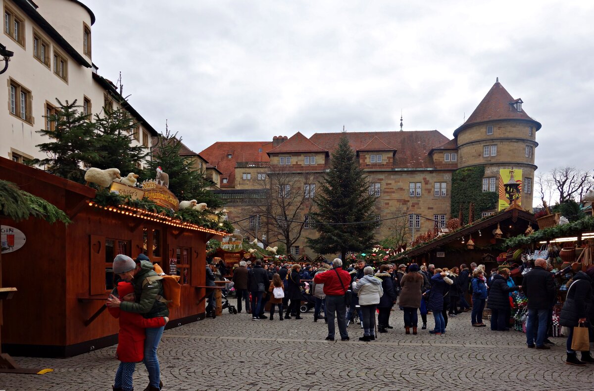 Weihnachtsmarkt in Stuttgart... - Galina Dzubina