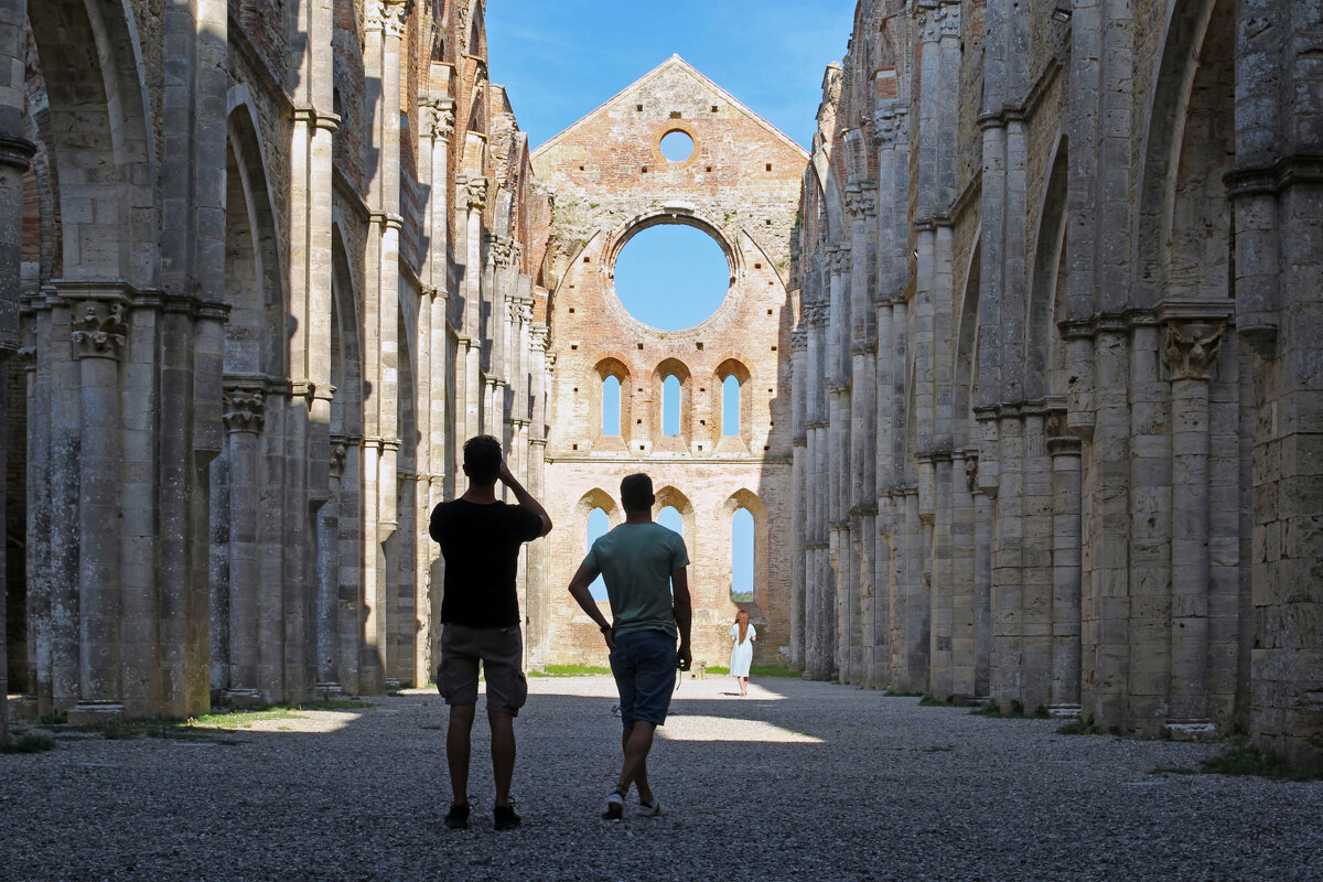 Аббатство ди Сан Гальгано (Abbazia Di San Galgano) - skijumper Иванов