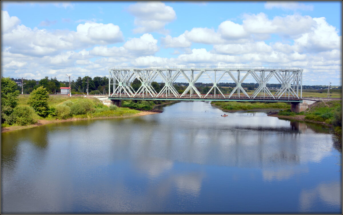 Река Вопь и железнодорожный мост - Mike Collie