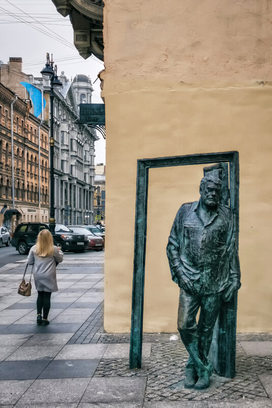 Памятник Сергею Довлатову улица Рубинштейна, 23 Санкт-Петербург - Игорь Свет