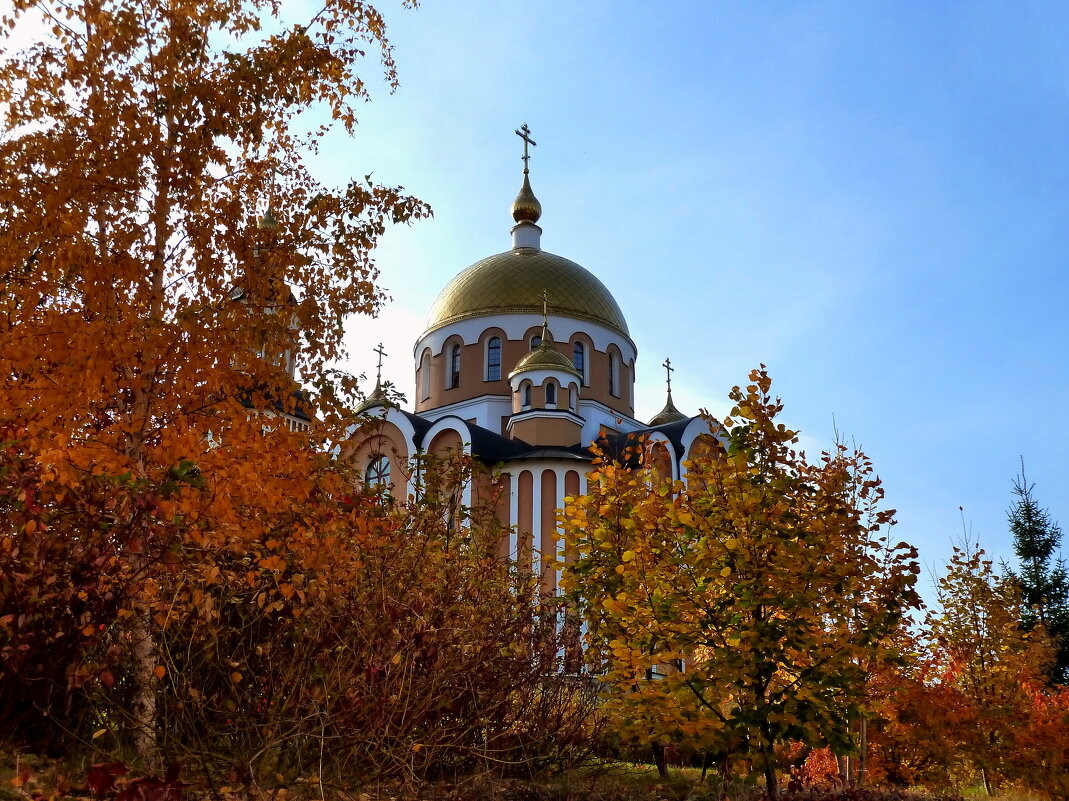 Октябрь в Свято-Алексиевском монастыре - Лидия Бараблина