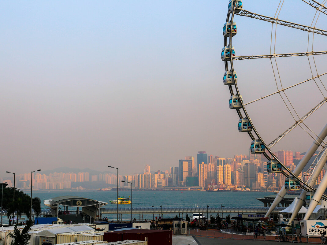 ferris wheel, Hong Kong - katrin 