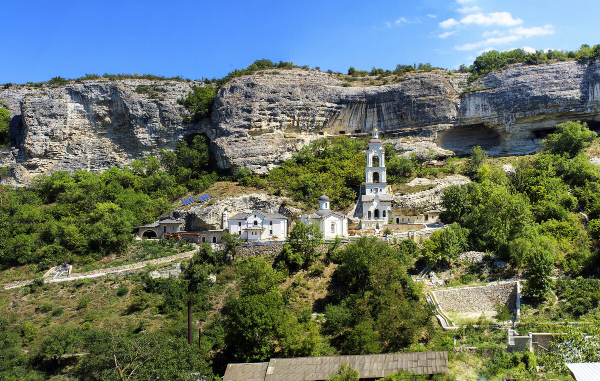 Свято-Успенский пещерный мужской монастырь - Boris Zhukovskiy