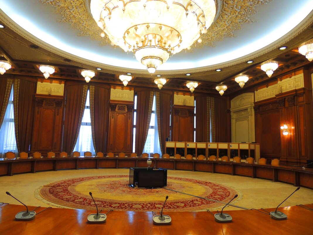 Зал заседаний комиссий Дворец Парламента. Бухарест - Гала 