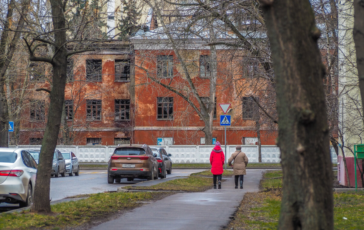 Уголок Москвы - юрий поляков