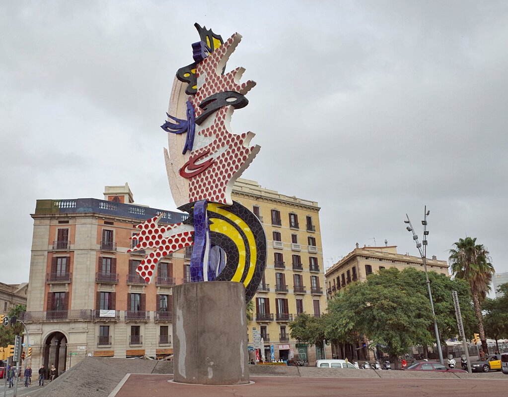 Скульптура "Голова Барселоны" - wea *
