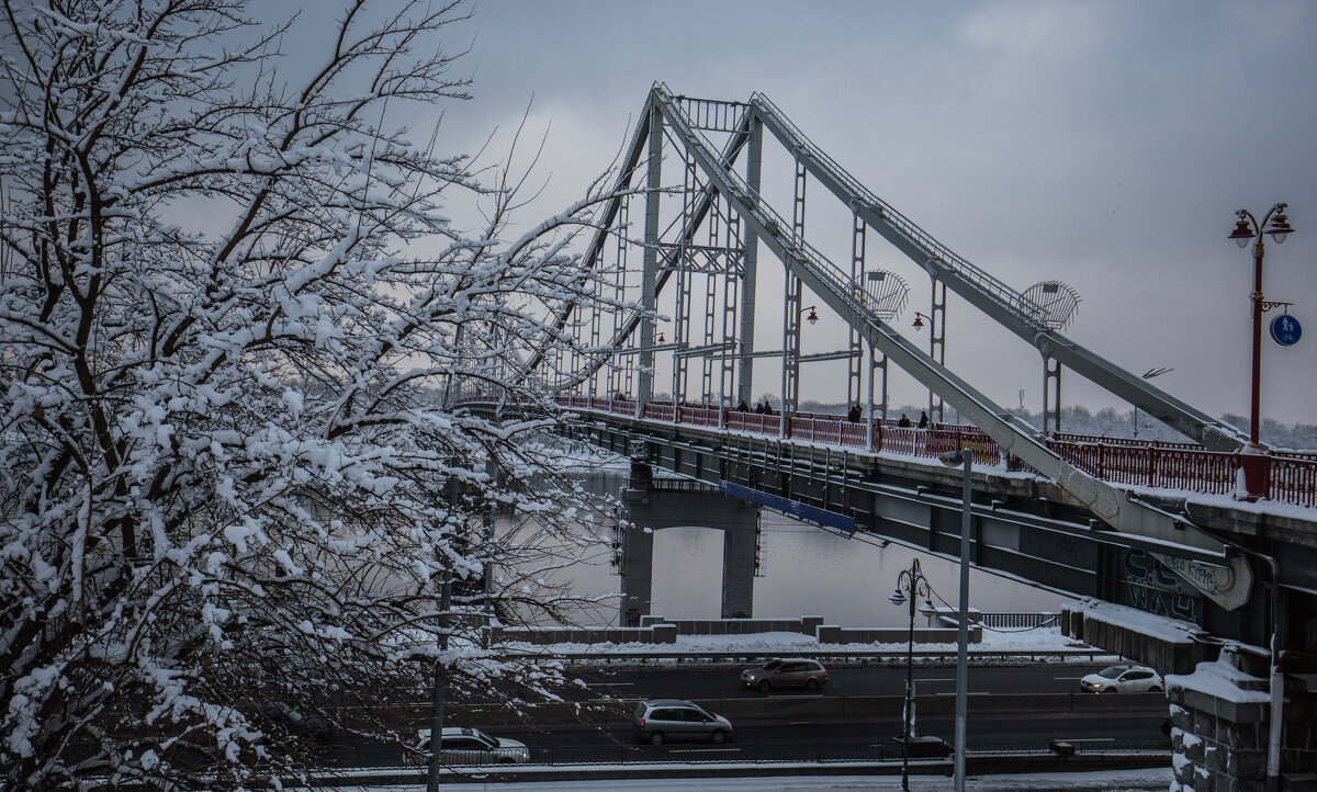 Пешеходный мост, Киев - Олег 