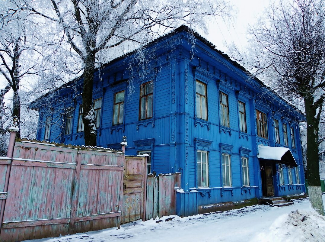 Синий дом, очень - Святец Вячеслав 