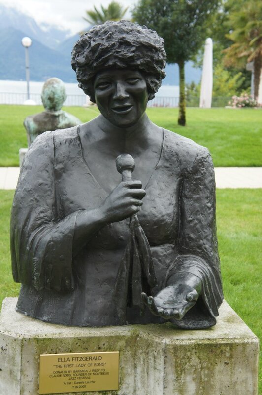 Памятник великой американской джазовой певице Элле Фицджеральд. - Елена Павлова (Смолова)
