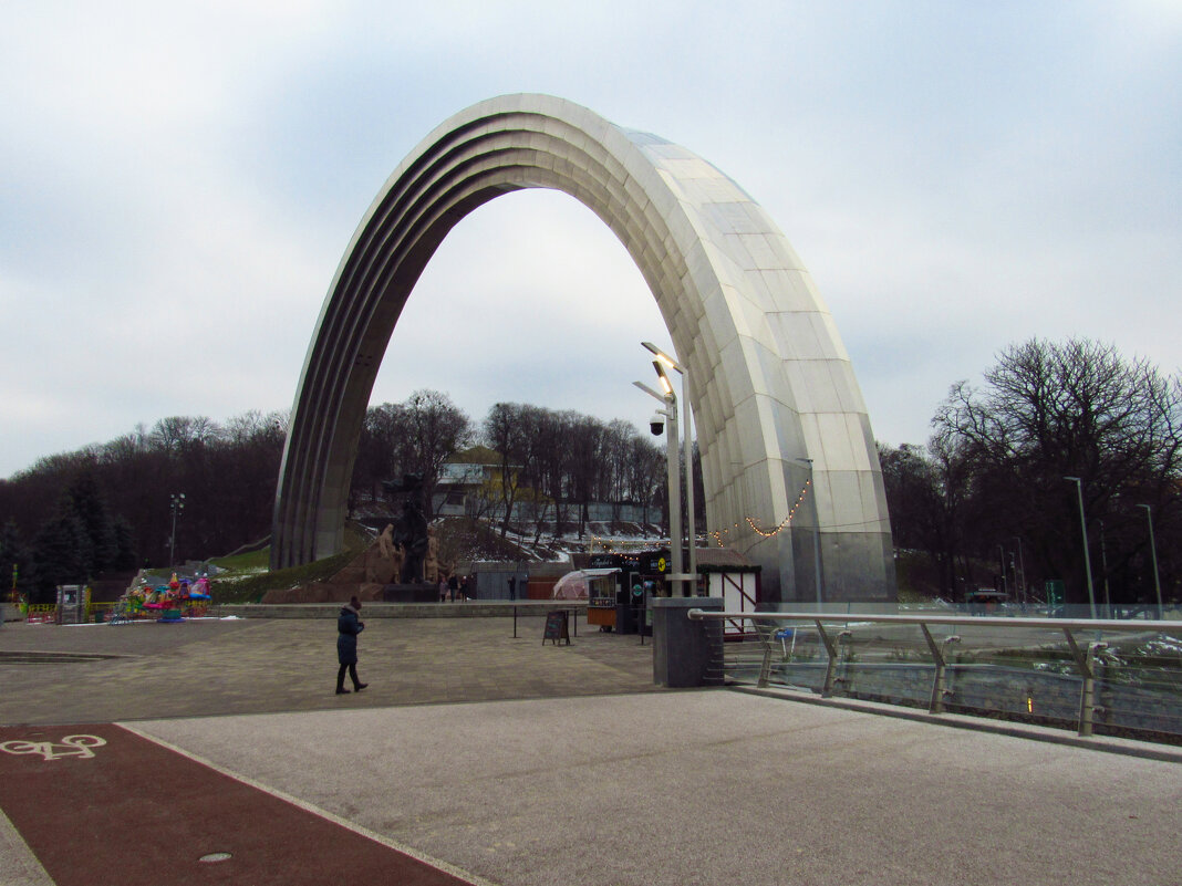 арка"Дружбы народов" - mAri 