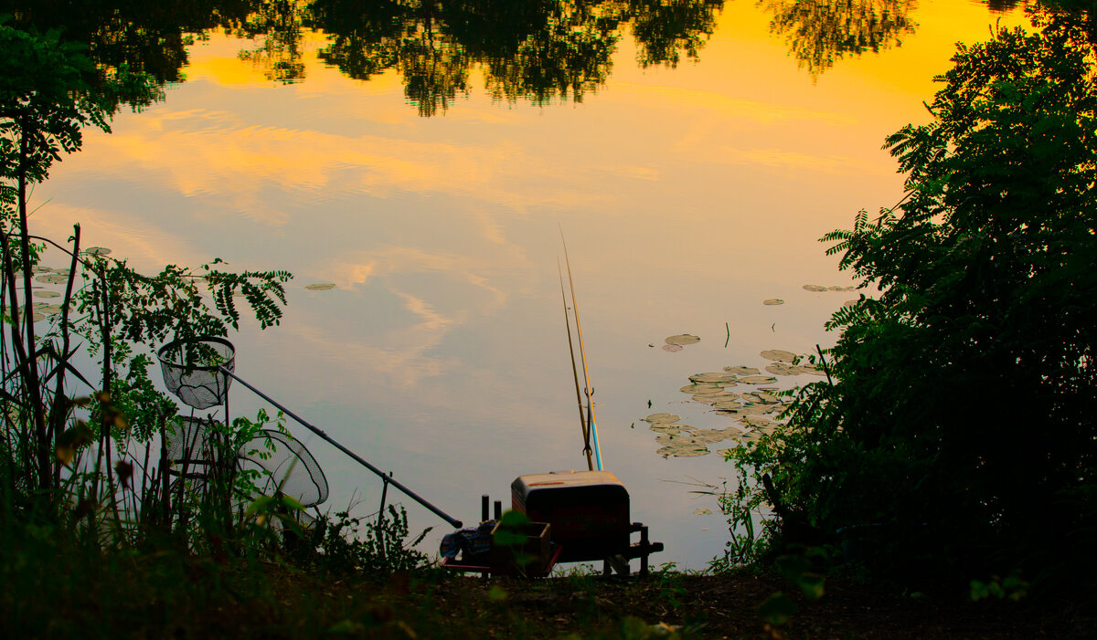 Рассвет на рыбалке - Олег 