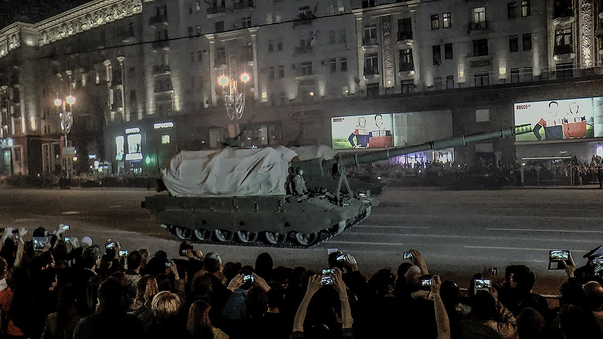 Москва. Ночная репетиция парада Победы. - Игорь Олегович Кравченко