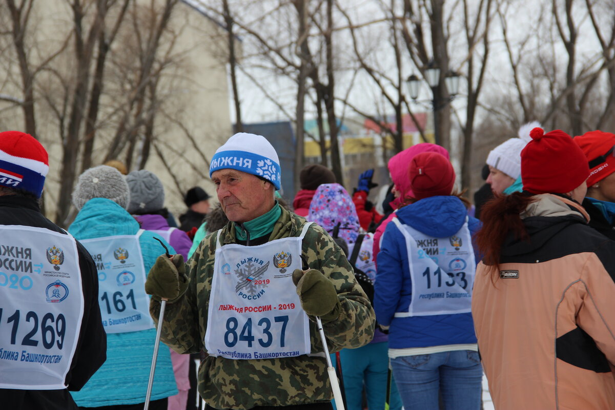 Сегодня в нашем городе праздник -лыжня России. - Венера Чуйкова