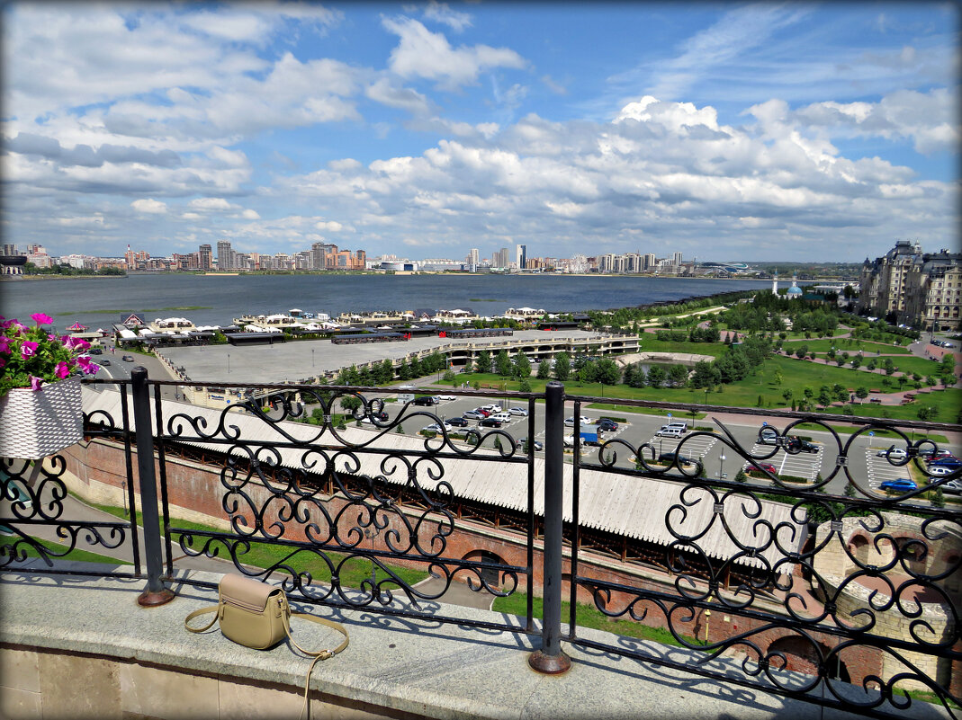 Вид со смотровой площадки Кремля на г.Казань - Ольга Митрофанова