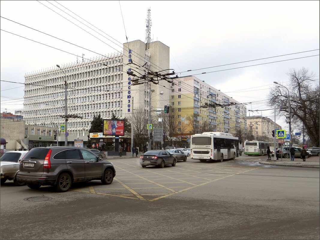 Дом профсоюзов - это монументальное здание было построено в 80-х годах прошлого века - Татьяна Смоляниченко