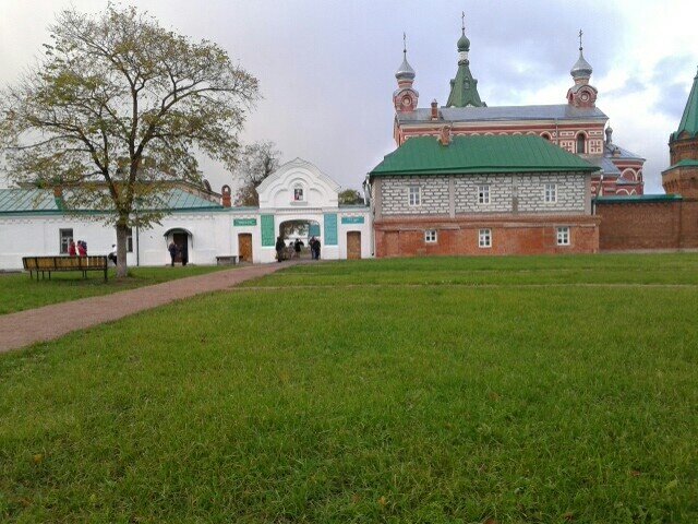 Староладожский Никольский мужской монастырь - Елена Вишневская