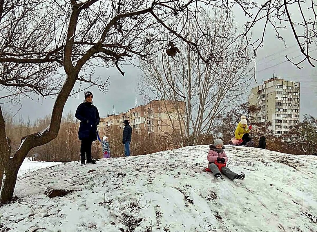 пока снег не растаял - Александр Корчемный