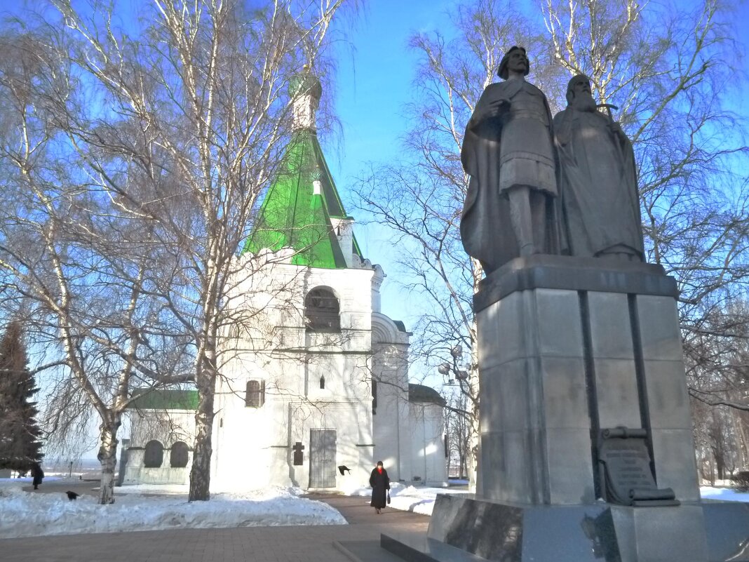 Собор Михаила Архангела и памятник Георгию Всеволодовичу, - Mary Коллар