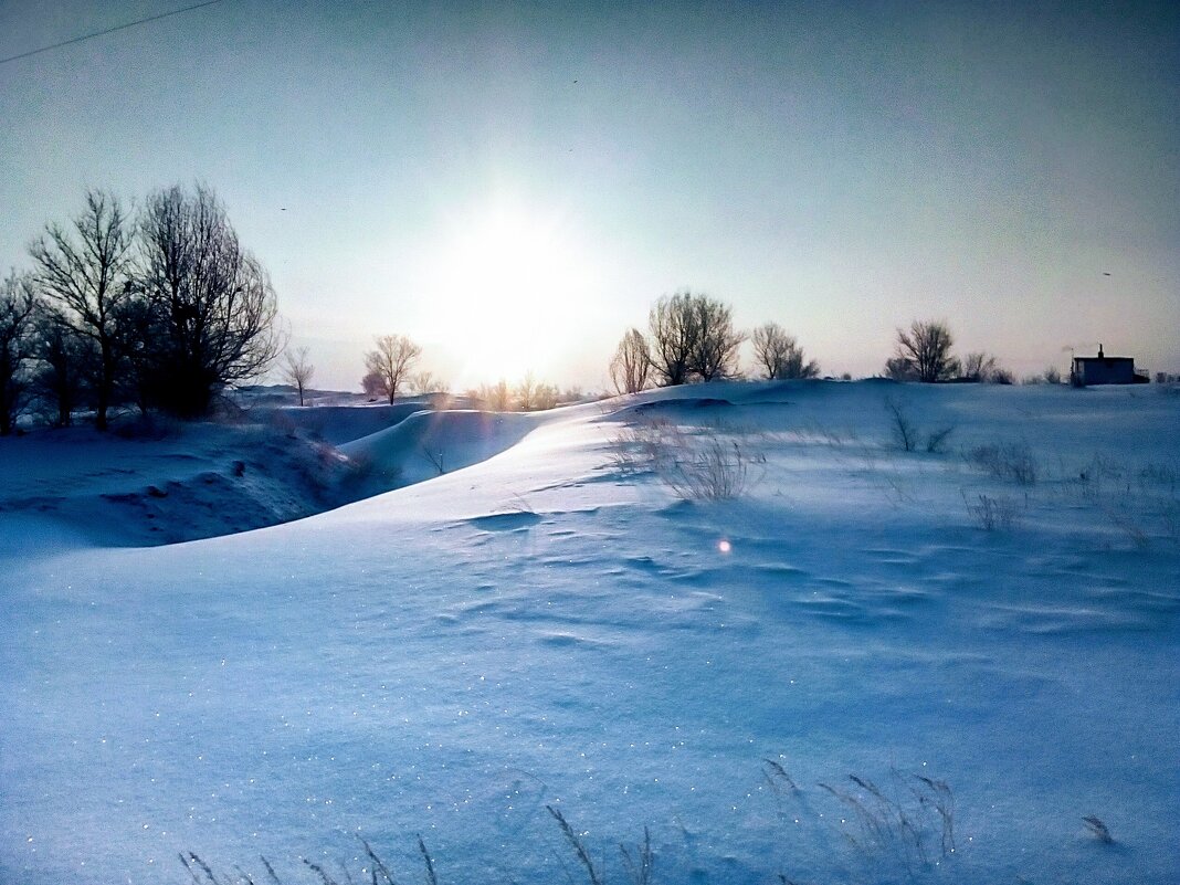 Февраль и Солнце - Андрей Хлопонин