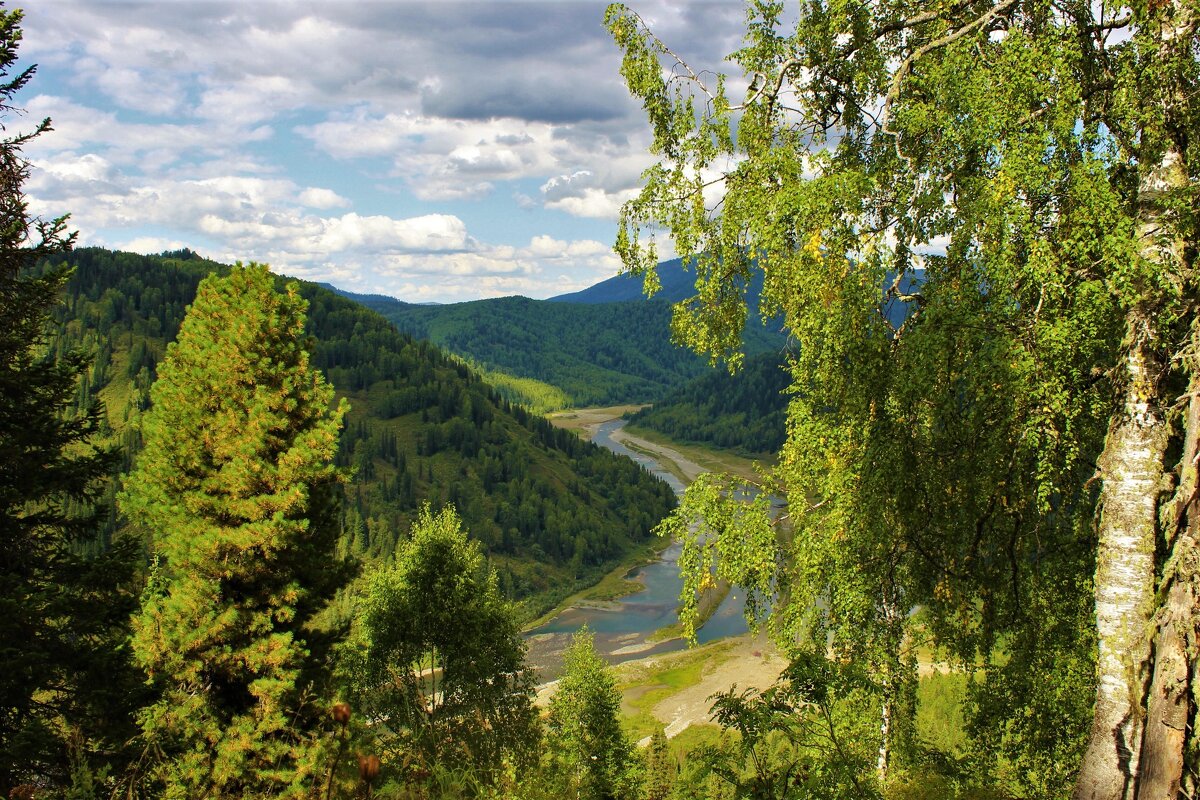Взгляд в речную долину - Сергей Чиняев 