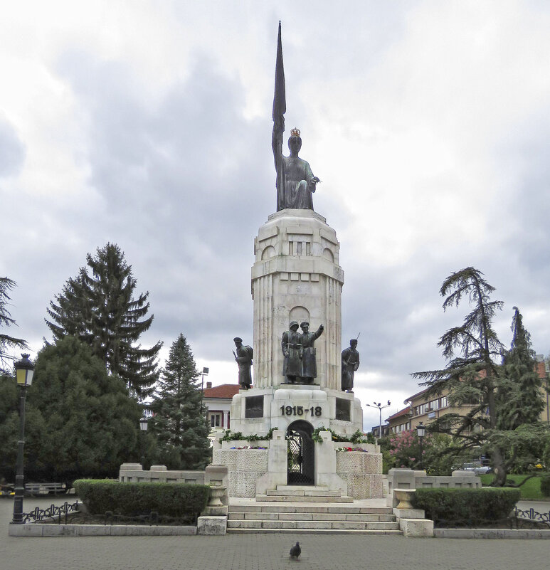 Монумент Мать-Болгария - ИРЭН@ .