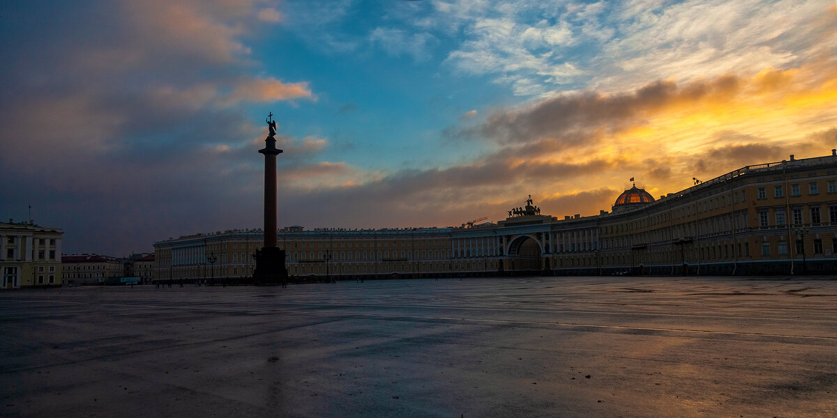 Утро на Дворцовой площади - Александр Игнатьев