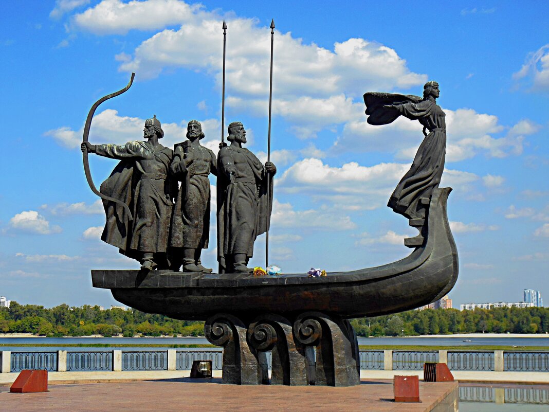 Памятник основателям Киева - Алексей Р.