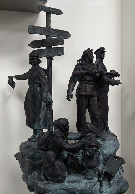 Скульптура в музее "Дорога жизни" на Ладожском озере - Ольга И