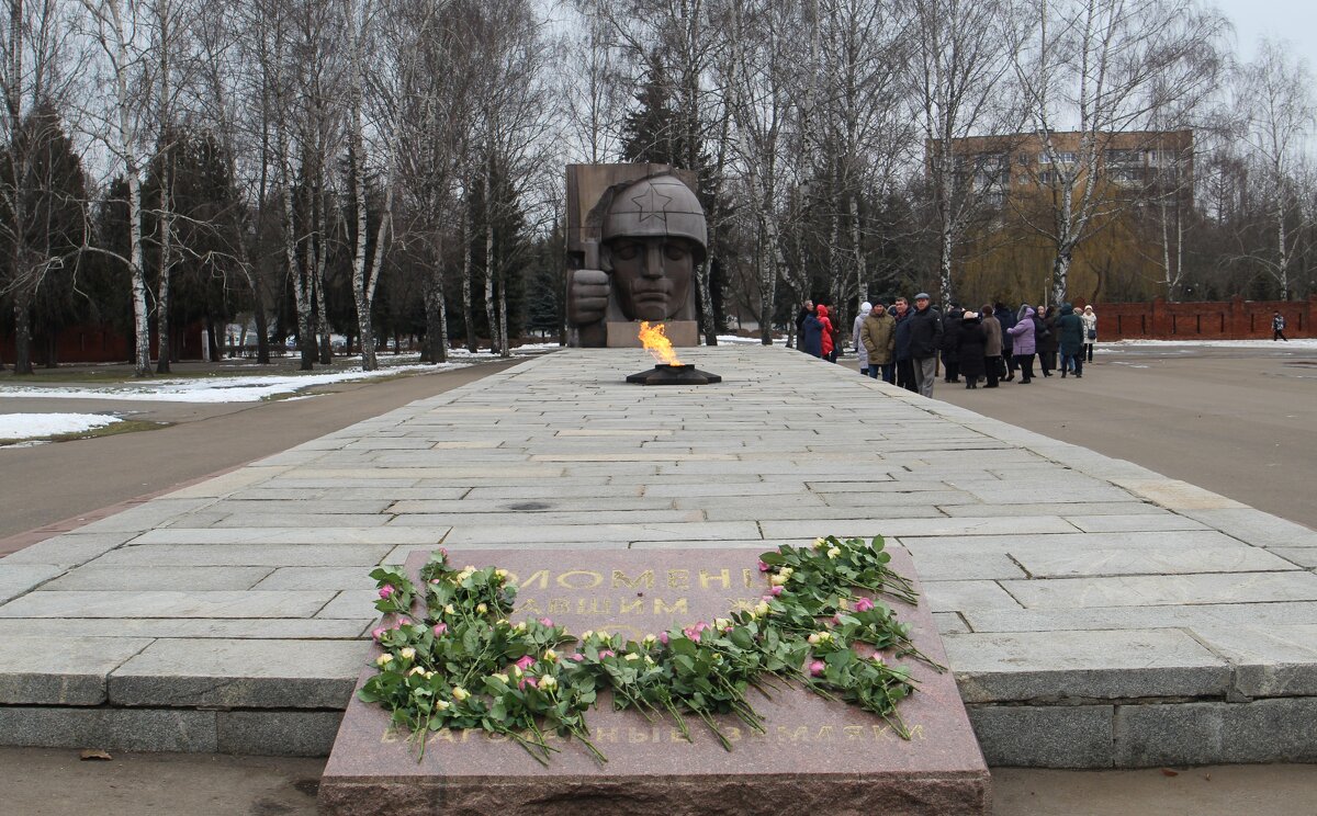 Мемориал памяти воинов ВОВ - Валерий 