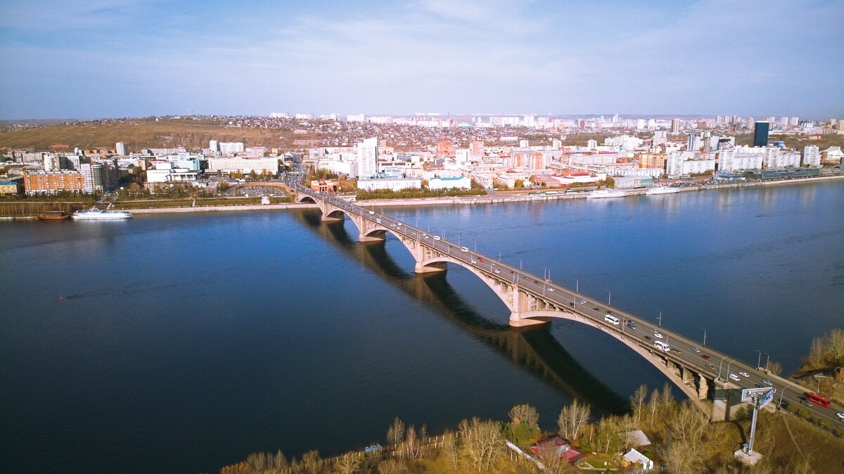 Мост на реке Енисей Красноярск