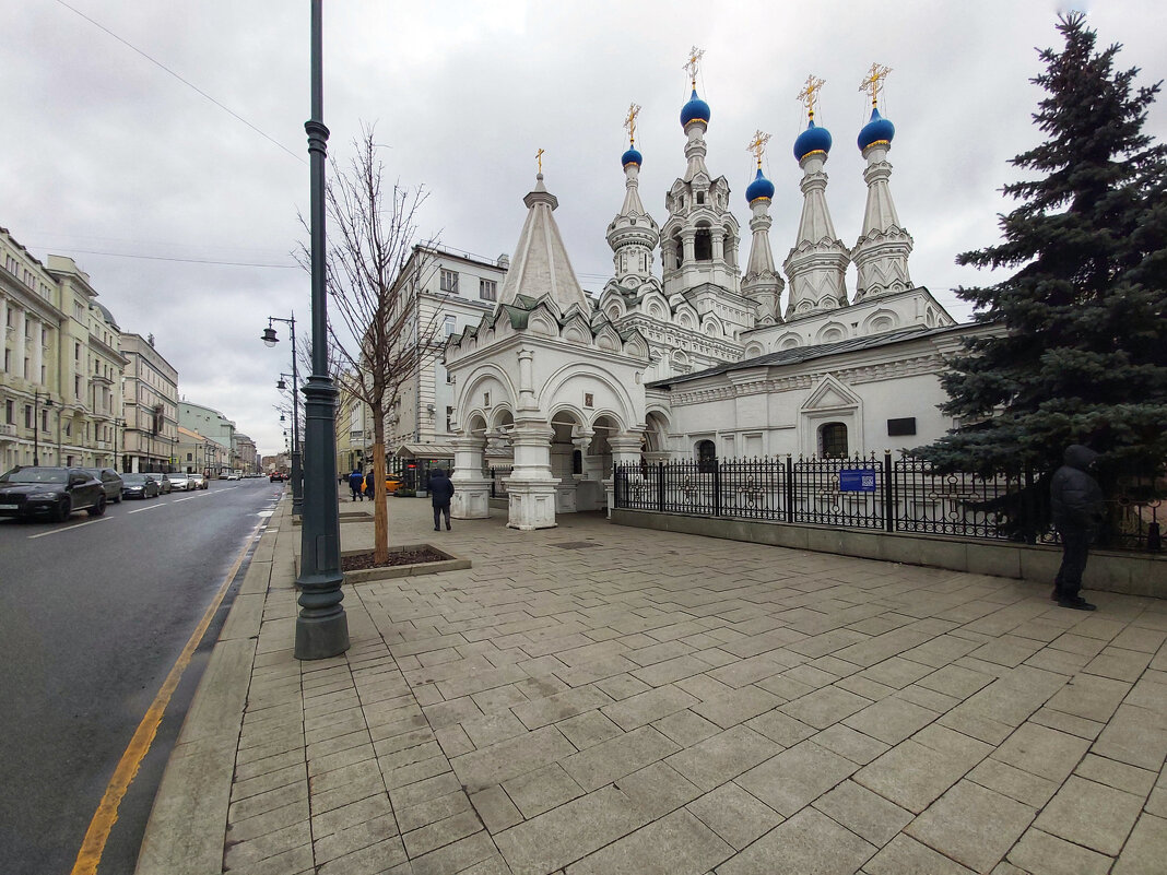 Церковь Рождества Богородицы в Путинках, Москва - Иван Литвинов
