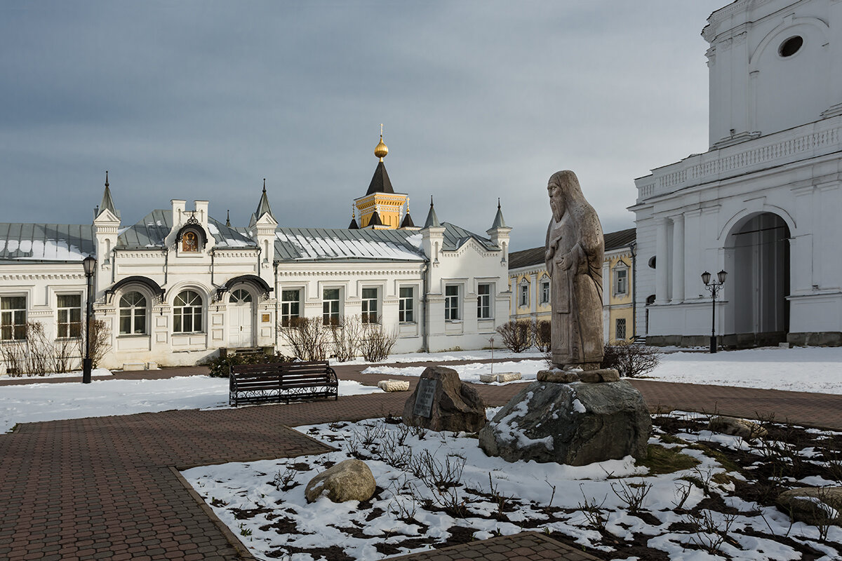 Николо-Угрешский монастырь - Владимир Иванов