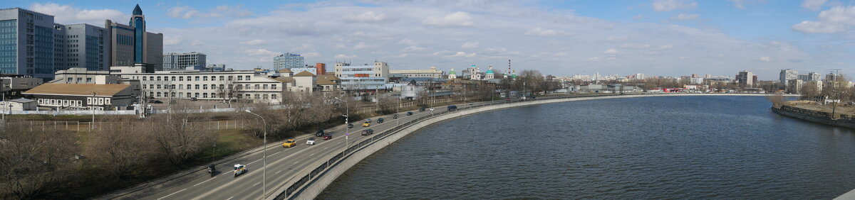 Вид на Москву-реку с Автозаводского моста - Сергей Михальченко
