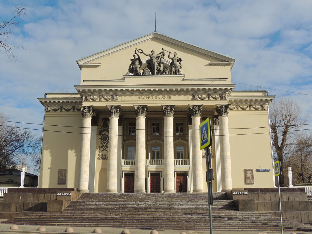 Дворец на Яузе Театр площадь Журавлёва, 1 - Александр Качалин