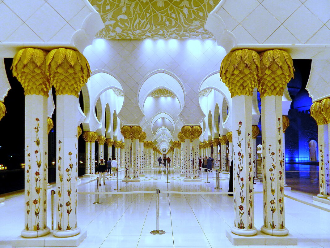 Мечеть шейха Зайеда в Абу-Даби (ОАЭ) - Алла Захарова