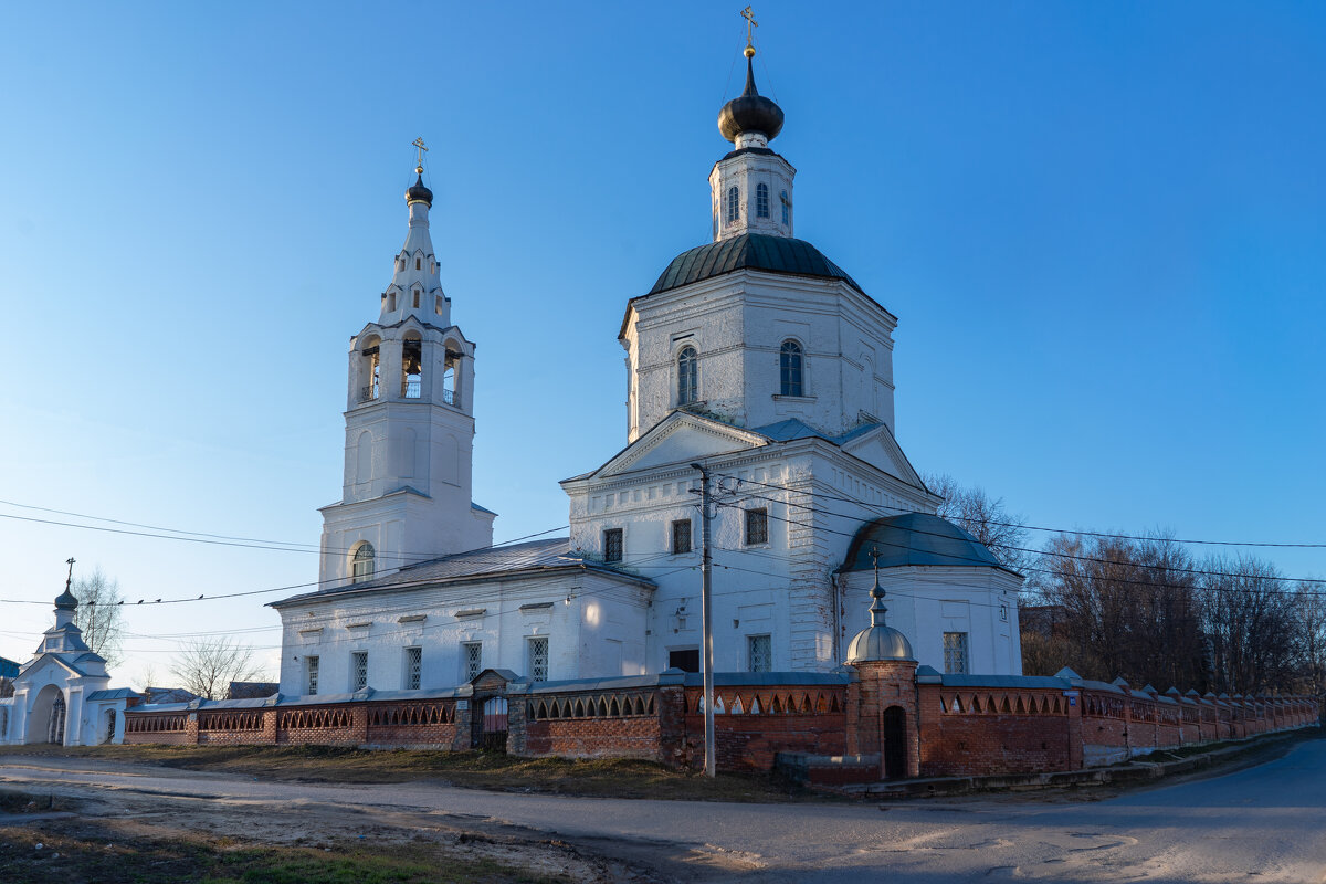 Церковь Михаила Архангела - Александр Белый