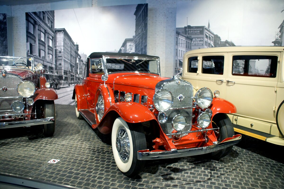 Cadillac 370A V12 Convertible Coupe by Fleetwood, 1930-1931 - Наталья Т