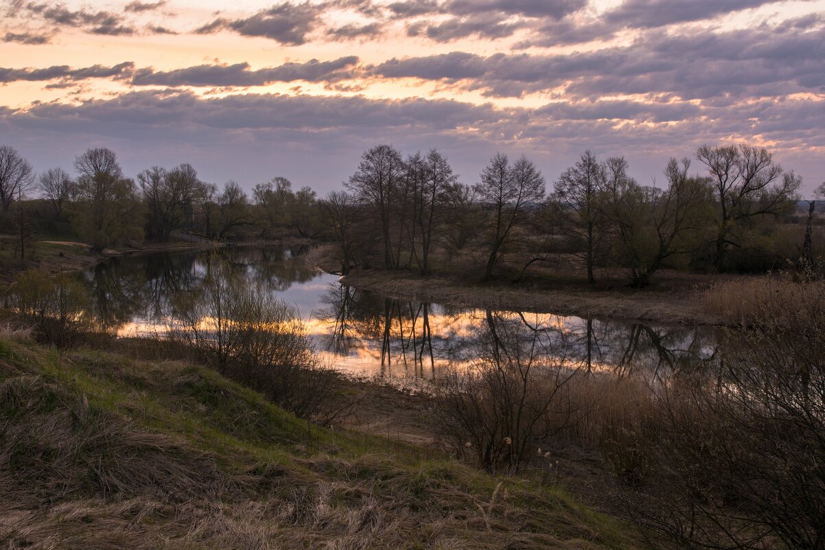 Рассвет на реке - Алексей Родионов