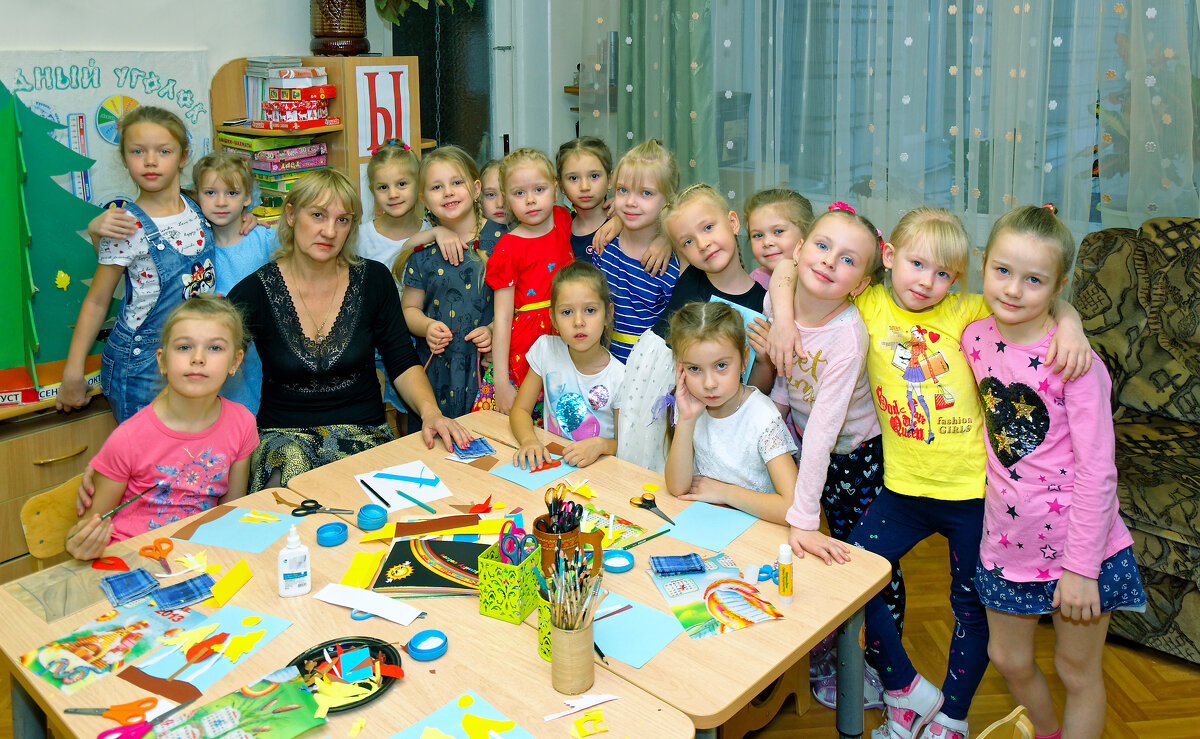 Урок рисования или один день из жизни детского садика - Дмитрий Конев