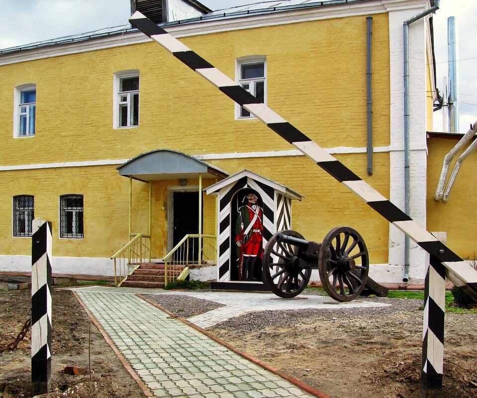 Краеведческий музей («Палаты Суворова») при Казанской церкви Лакинска - Евгений Кочуров