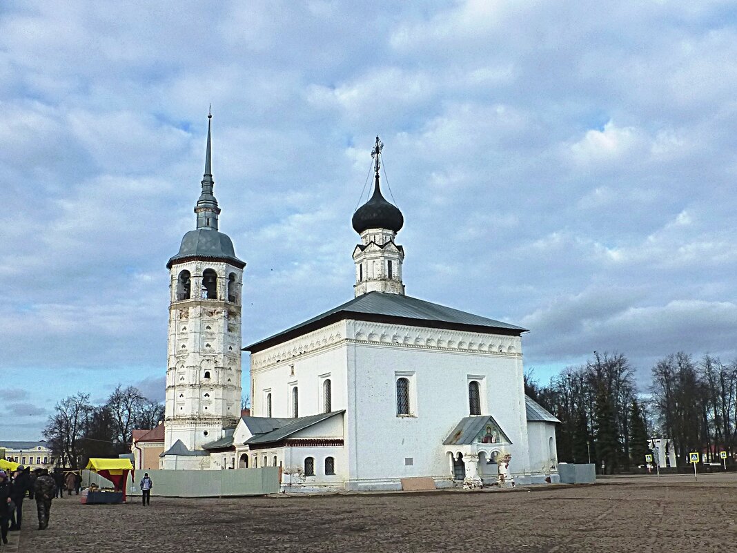 Церковь Воскресения на торгу в Суздале - Лидия Бусурина