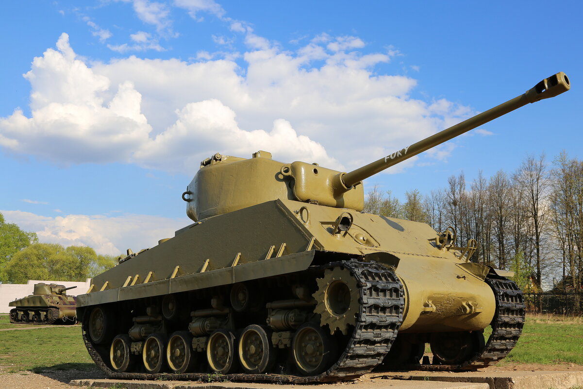 «Шерман»  M4A3E8 - Юрий Моченов