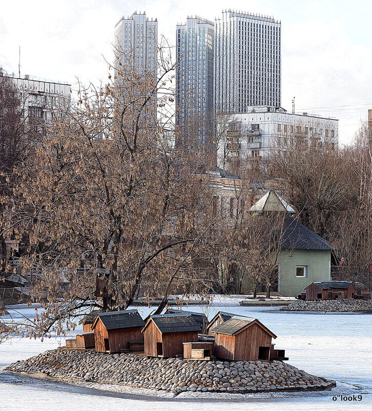 городские контрасты - Олег Лукьянов