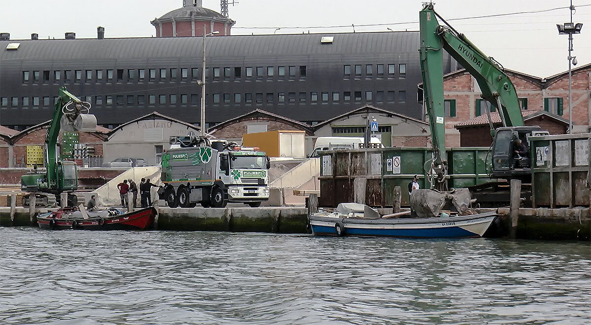 Venezia. Porto commerciale marittimo. - Игорь Олегович Кравченко