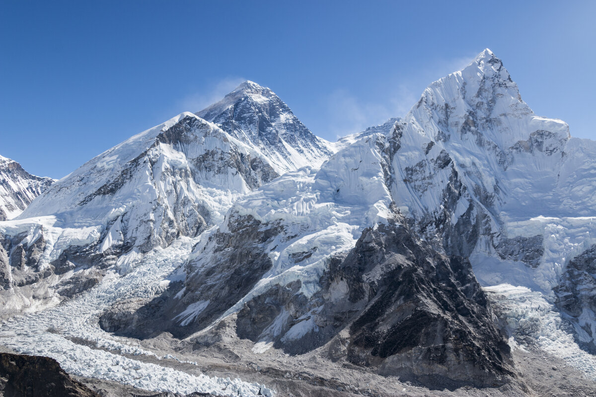 Вид на Эверест с горы Кала-Патхар (5643 м) - Александр Россихин