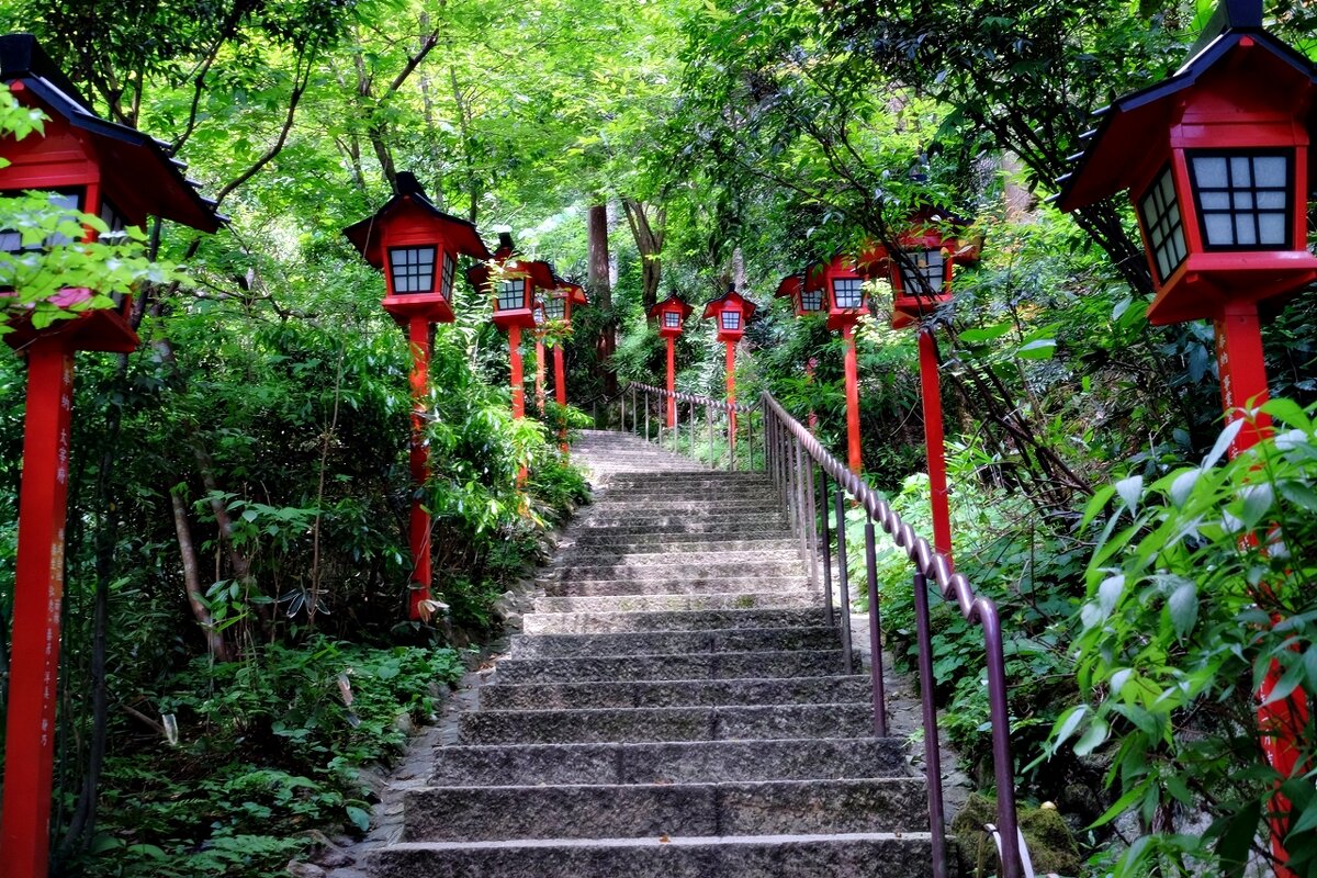 Лестница с фонариками, храмовый комплекс Nanzoin Япония - wea *