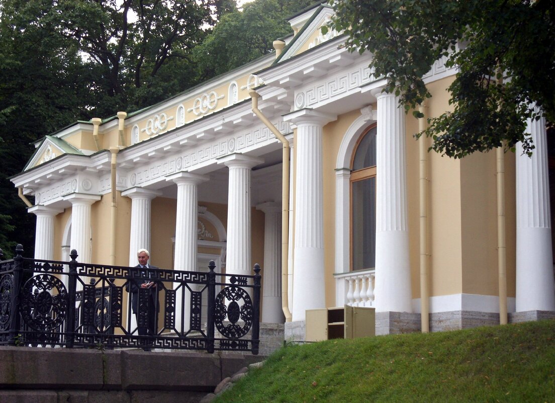 Павильон в Михайловском саду со стороны реки Мойки. СПб. - Ирина ***