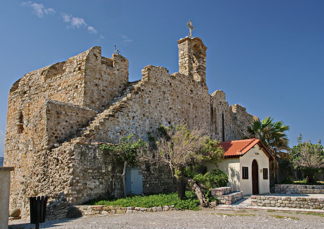 Старинная церковь - Андрей K.