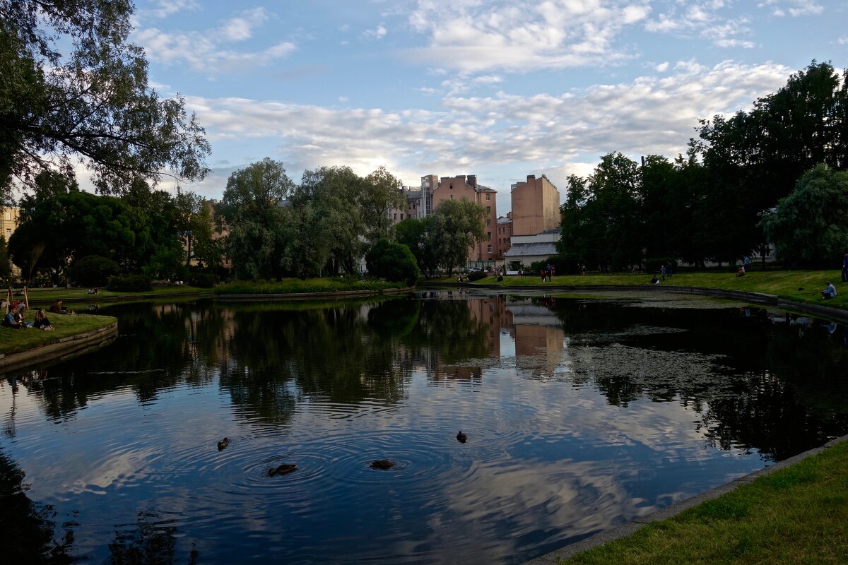 в Юсуповском саду 2 - Елена 