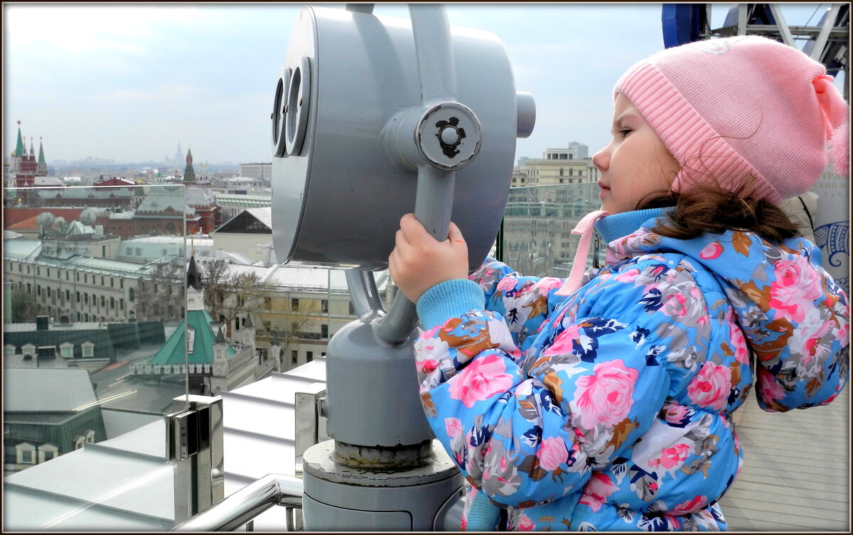 Москва. На крыше Детского мира - Mike Collie